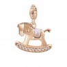 Cavallucio a Dondolo Charm Rosato in argento 925‰, galvanica oro rosa, smalto bianco, 22 zirconi bianchi