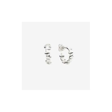 DODO orecchini hoop cuore argentoSKU: DOC5000_HEART_000AGOrecchini hoop Cuore in argento. Paio.