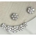 ORECCHINI GIANNI CARITà in oro bianco 750(18kt) tempestati di diamanti taglio brillante ct 1,09 a forma di fiore molto luminoso