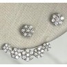 ORECCHINI GIANNI CARITà in oro bianco 750(18kt) tempestati di diamanti taglio brillante ct 1,09 a forma di fiore molto luminoso